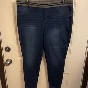Women’s Plus Denim Jeggings
